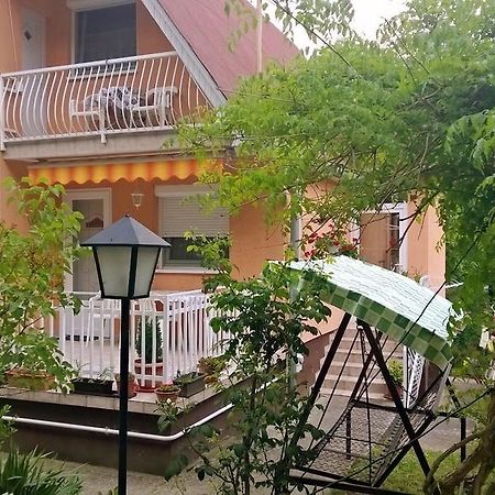 Dora Apartmanhaz زلاكاروس المظهر الخارجي الصورة