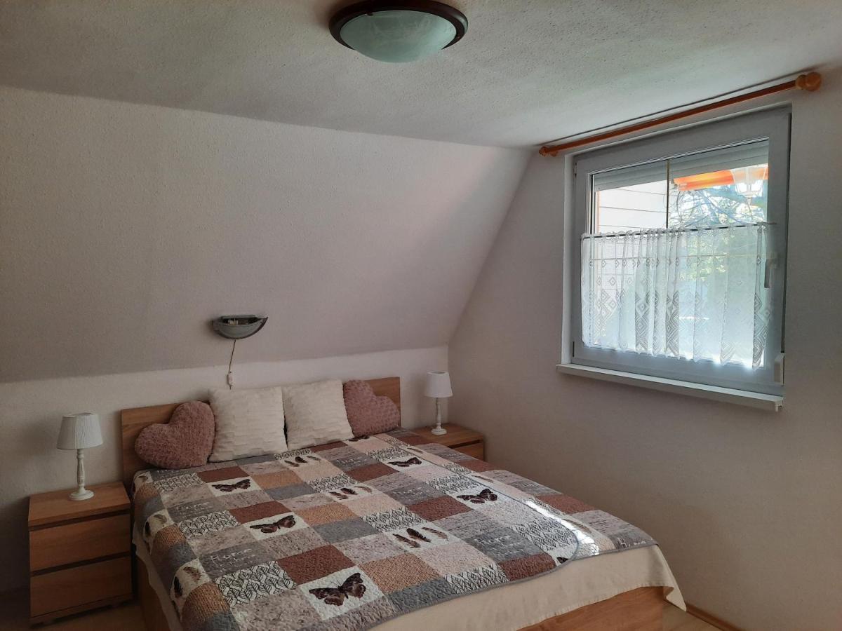 Dora Apartmanhaz زلاكاروس المظهر الخارجي الصورة
